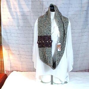 SIMPLE Noelle Womans  Brown‎ Button Scarve NWT